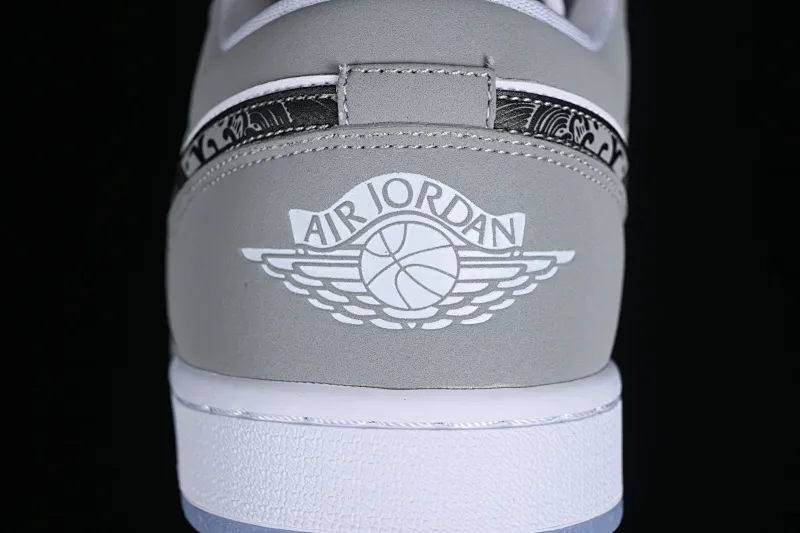 All Categories Air Jordan Jordan Series Basketball Shoes Air Jordan 1 Low Air Jordan 1 Low AJ1 Joe 1 Wolf Gray Low-top Cultural Leisure Sports Shoes DC0774-105